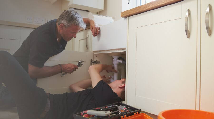 Professional burst pipe repair services in Lasara, TX